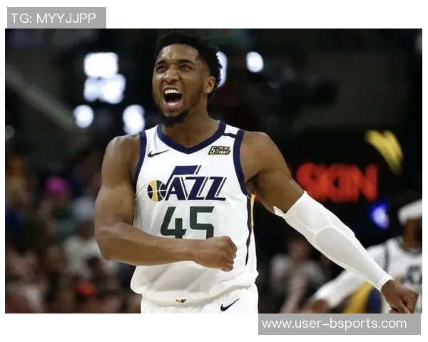 芬奇分析内线失分原因:防守选位失误与戈贝尔下沉过深问题 芬奇分析内线失分原因:防守选位失误与戈贝尔下沉过深问题