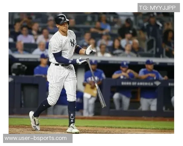 麦克丹尼尔斯首节完美表现五投全中助球队领先贡献14分三分球四投全中